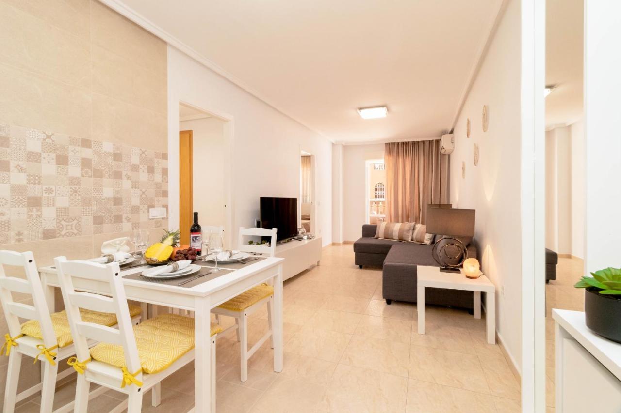 Apartamento Asta Apartment Torrevieja Exterior foto