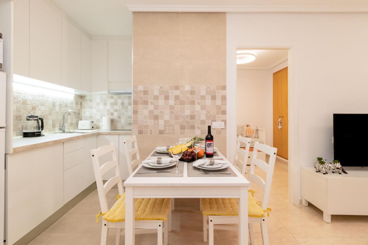 Apartamento Asta Apartment Torrevieja Exterior foto